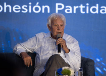 Felipe González califica a Nicolás Maduro de «tirano» y le pide que reconozca su «derrota»