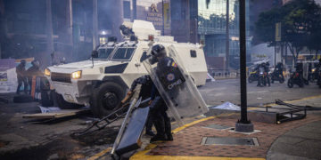 Al menos seis muertos en las protestas de Venezuela, según la ONG Foro Penal