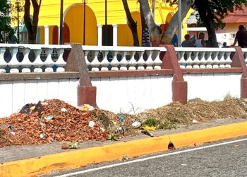 Plaza Bolívar de Motatán convertida «en un chiquero» fines de semana y feriados