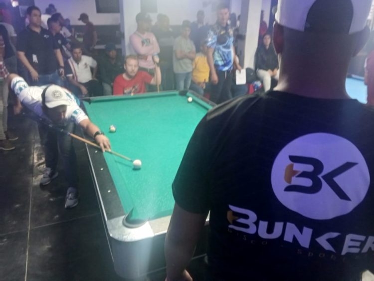 El pool del bueno llegó a Monay