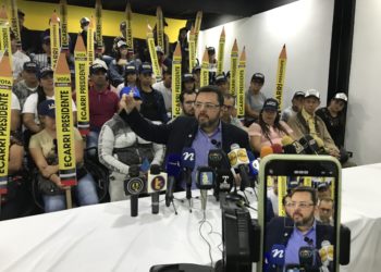 Antonio Ecarri reta a Edmundo González y  a Nicolás Maduro a debatir en la UCV