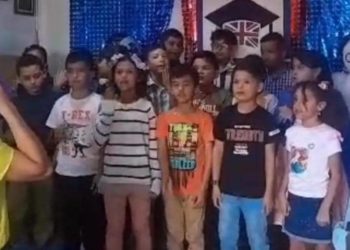 Trujillo | Academia IVEA Egresa más de 30 niños y jóvenes bilingues