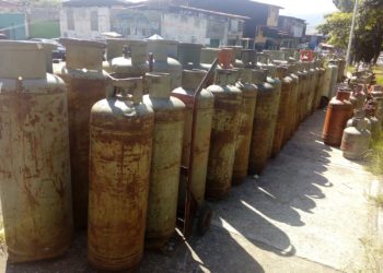 Táchira | Diputados pospusieron debatir sobre comunidades que hace tres meses pagaron el gas y no lo han recibido