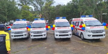 Boconó recibe cuatro de 12 ambulancias que prometió el gobierno regional