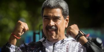 Maduro, el delfín convertido en tiburón