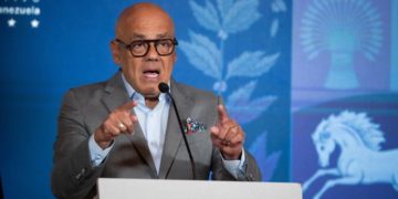 ¿El chavismo reconocería una derrota electoral?: lo que dijo Jorge Rodríguez