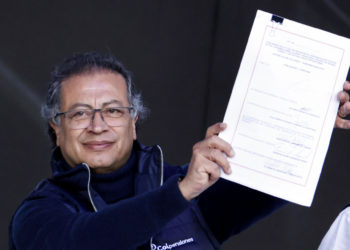 Corte Suprema de Colombia cita a declarar como testigo a Petro por caso de corrupción