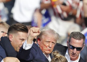 Trump herido en mitin en Pensilvania tras escucharse disparos