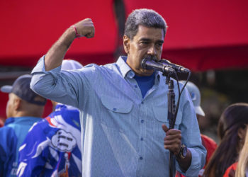 El CNE anuncia que Maduro gana las presidenciales con un 51,20 % con el 80 % escrutado