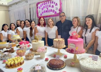 Más de 300 participantes fueron certificados por la Escuela de Emprendimiento “Carmen Sánchez de Jelambi”