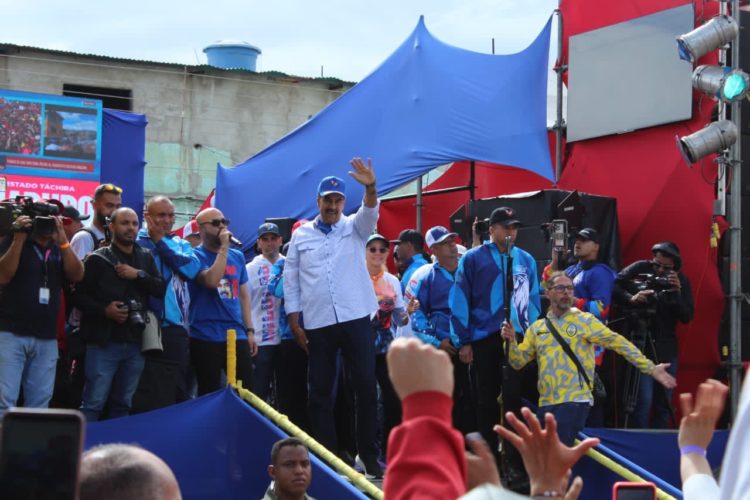 Nicolás Maduro durante su acto en Táchira. Fotos: cortesía