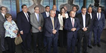 Aliados de González Urrutia exigen ante el TSJ la publicación de las actas electorales