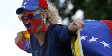 Panamá propone una cumbre regional de presidentes para abordar la crisis de Venezuela