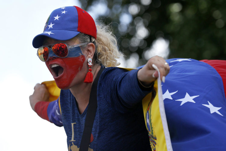 Miles de venezolanos protestan contra los resultados de las elecciones presidenciales brindados por el Consejo Nacional Electoral (CNE), que proclamó ganador y reelegido al presidente Nicolás Maduro. EFE/ Henry Chirinos