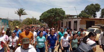 Táchira | Entregan vehículos aprobados en consulta popular en San Antonio 