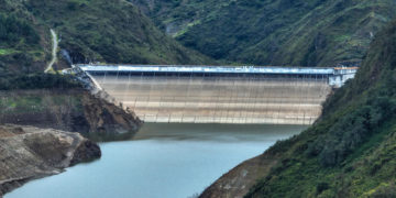 Ecuador contrata 91 MW adicionales para afrontar la crisis energética
