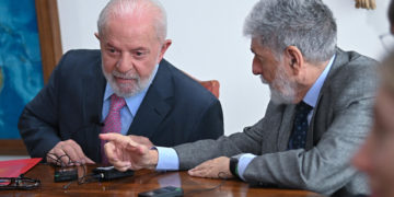 Amorim afirma que Lula ya está impaciente por «la demora de las actas» en Venezuela