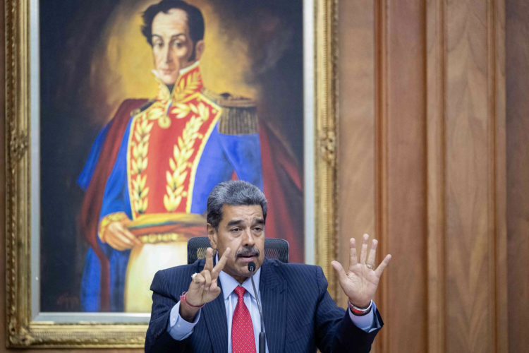 El presidente de Venezuela, Nicolás Maduro, durante una rueda de prensa el miércoles 31 de julio en el Palacio de Miraflores en Caracas (Venezuela). EFE/ Ronald Peña R.