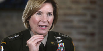 Jefa del Comando Sur de EE.UU.: La solución en Venezuela es democrática, no militar