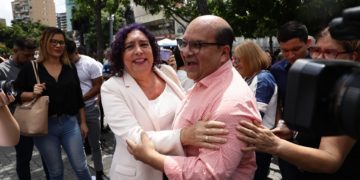 Detenido otra vez el periodista Roland Carreño