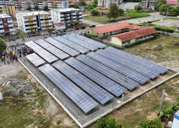 Inaugurada granja solar para atender servicio de agua potable en el sector Bubuquí II de El Vigía
