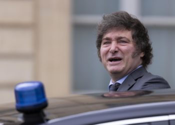 El Ejecutivo argentino reglamenta la ley estrella de Milei que reduce el Estado y evita sobornos
