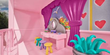 Abre en EE.UU. la casa de la muñeca Polly Pocket para huéspedes reales