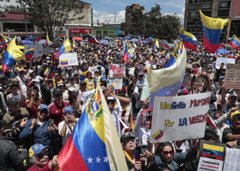 Desde Colombia, cientos de venezolanos piden el fin del chavismo bajo el anhelo de volver