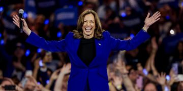 Kamala Harris, la guerrera de la «libertad» y la «alegría» para vencer a Trump