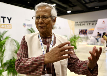 El presidente de Bangladés nombra al nobel Muhammad Yunus como líder del Gobierno interino