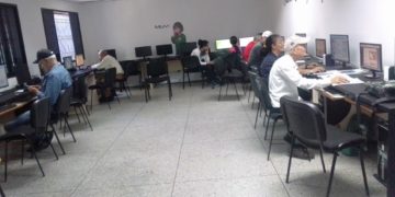 Prestadores de servicio comunitario de la UVM, dictan taller  a promotores comunitarios