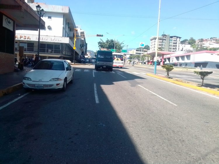 Transporte público a media maquina