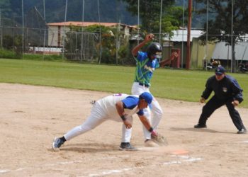 Unos 500 jugadores disputarán torneo de softbol en Mérida 