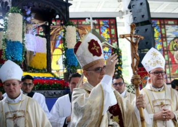 Monseñor Moronta: «no se puede pretender imponer la paz con  persecuciones hacia quienes piensan de modo diverso»