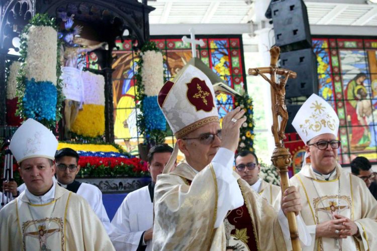 Monseñor Mario Moronta invitó a construir una sana convivencia en Venezuela y el Táchira. Foto: Carlos Eduardo Ramírez