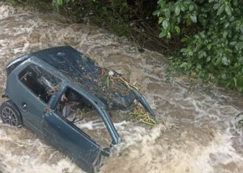 Desbordamiento de quebradas en Táchira por fuertes lluvias