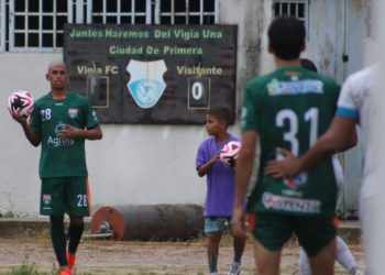 Sebastian Fernández en su debut profesional: «apenas es el primer paso»