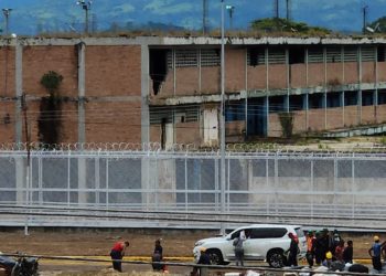 Cárcel de Tocuyito: obreros y maquinarias a toda marcha para recibir cientos de detenidos