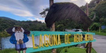 Invitan a visitar el parador turístico de la Laguna de Agua Negra