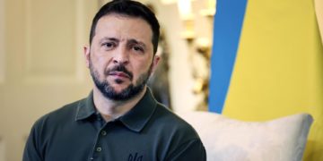 Zelenski dice que Ucrania controla casi 100 poblaciones en Rusia tras incursión en Kursk