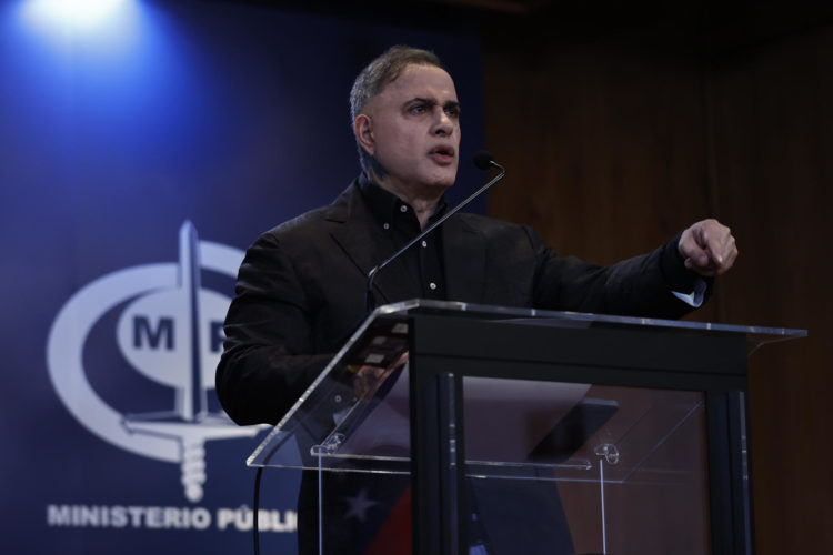 Fotografía de archivo del 29 de julio de 2024 del fiscal general de Venezuela, Tarek William Saab, en una rueda de prensa en Caracas (Venezuela). EFE/ Henry Chirinos