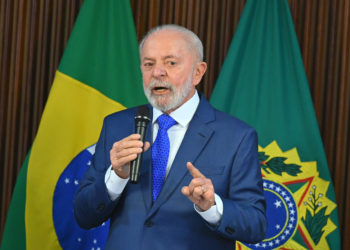 Lula pide un minuto de silencio por las víctimas del accidente aéreo en São Paulo
