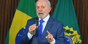 Lula pide un minuto de silencio por las víctimas del accidente aéreo en São Paulo