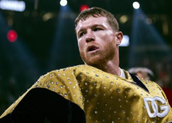 ‘Canelo’ Álvarez defiende sus títulos ante puertorriqueño Berlanga, que prometió noquearlo