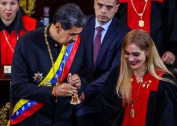 Venezuela califica como «nuevo crimen de agresión» sanciones de EE.UU. a 16 funcionarios