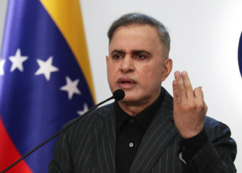 Ministerio Público pide órdenes de captura contra otros 18 funcionarios argentinos