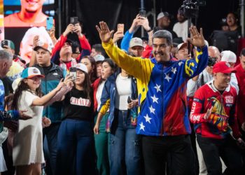 Maduro asegura que María Corina Machado se está preparando para irse de Venezuela