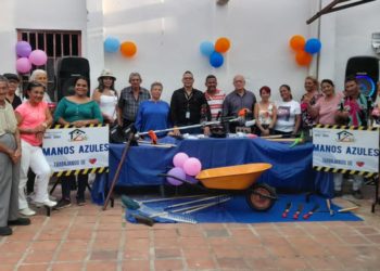 Inicia el programa de Acción Social «Manos Azules» impulsado por la dirigencia de UNT