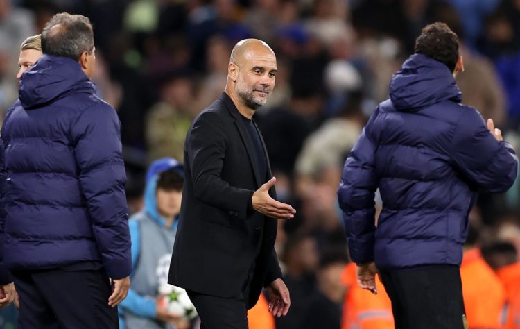 El entrenador del Manchester City Pep Guardiola (c). EFE/EPA/ADAM VAUGHAN/Archivo