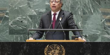 Petro dice que Colombia y Brasil no reconocerán a Maduro si no son presentadas las actas